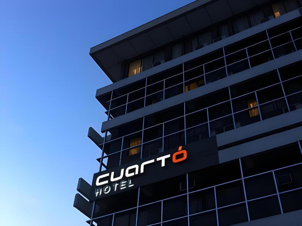 Cuarto Hotels Cebu Exterior photo