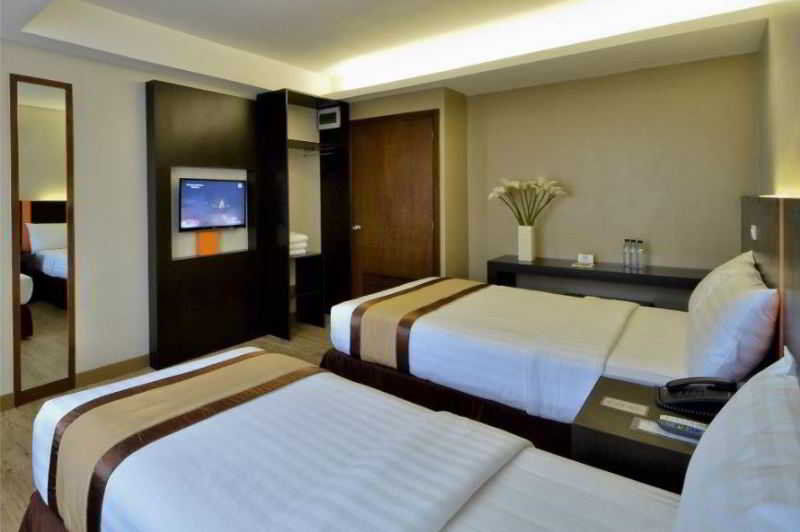 Cuarto Hotels Cebu Exterior photo