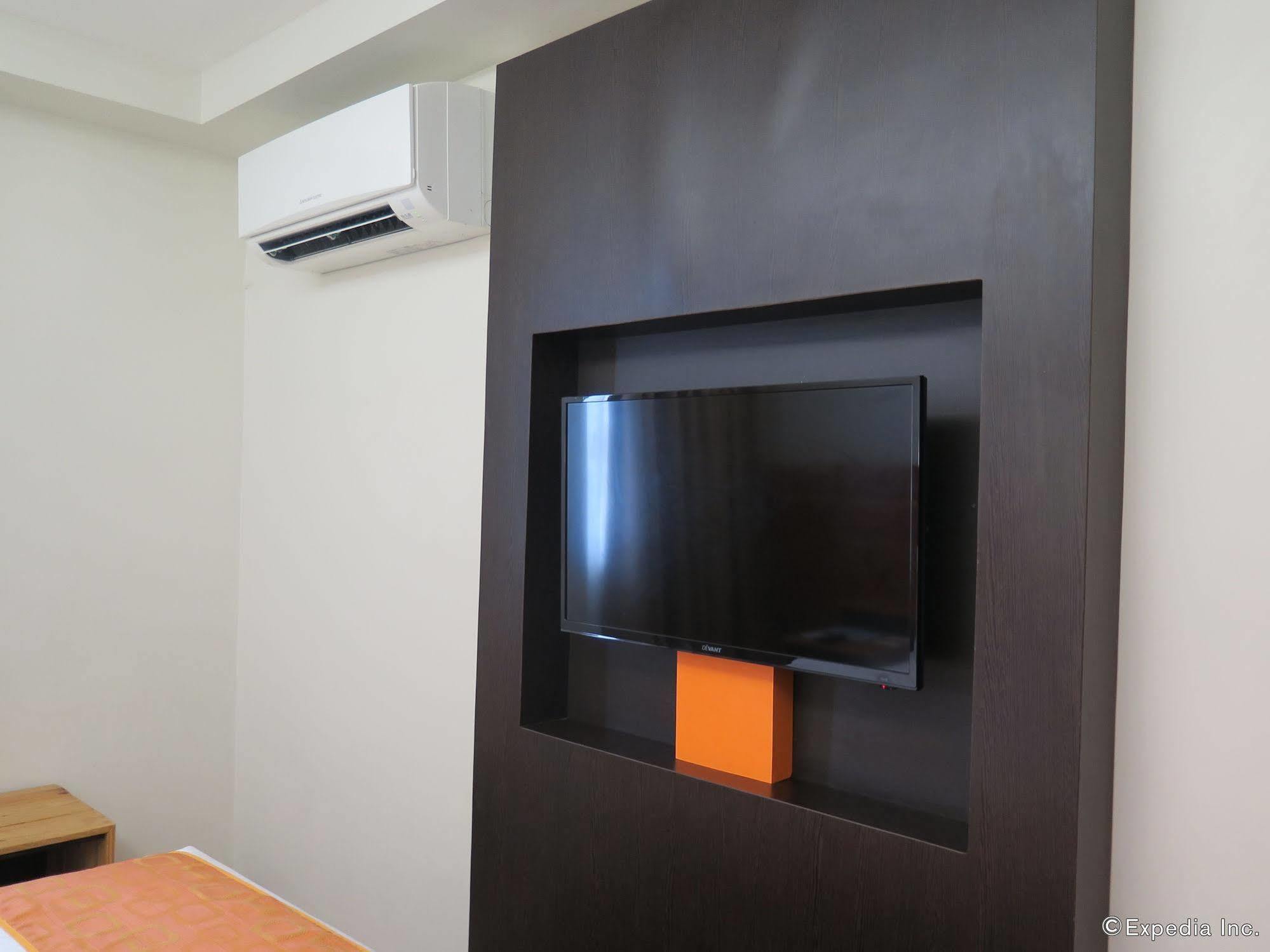 Cuarto Hotels Cebu Exterior photo