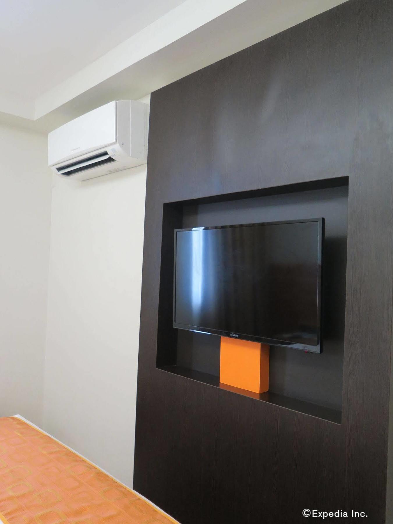 Cuarto Hotels Cebu Exterior photo