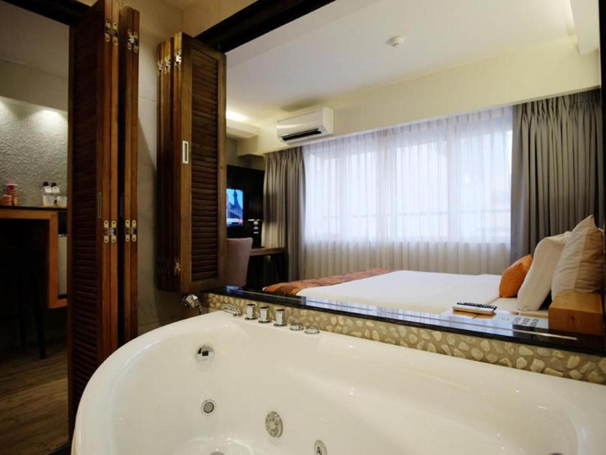 Cuarto Hotels Cebu Exterior photo