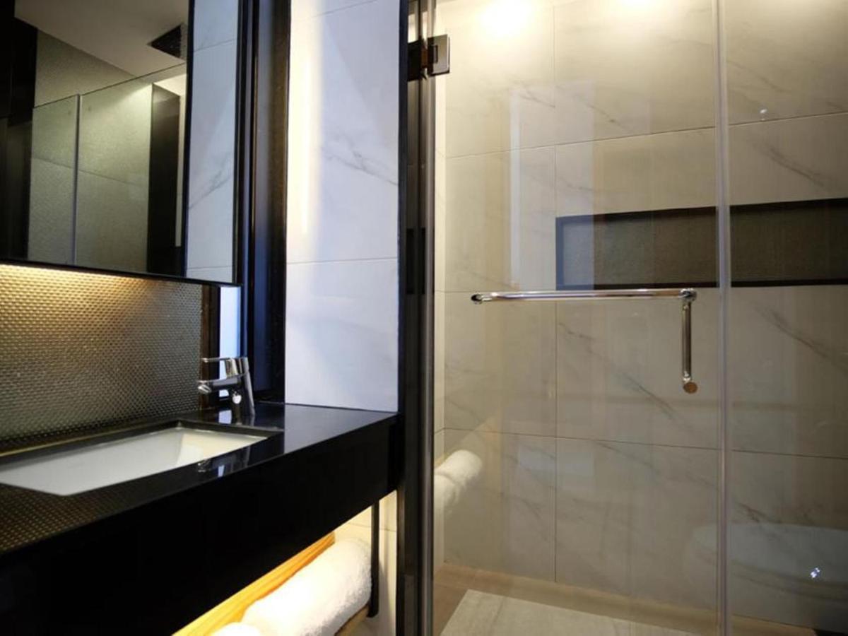 Cuarto Hotels Cebu Exterior photo